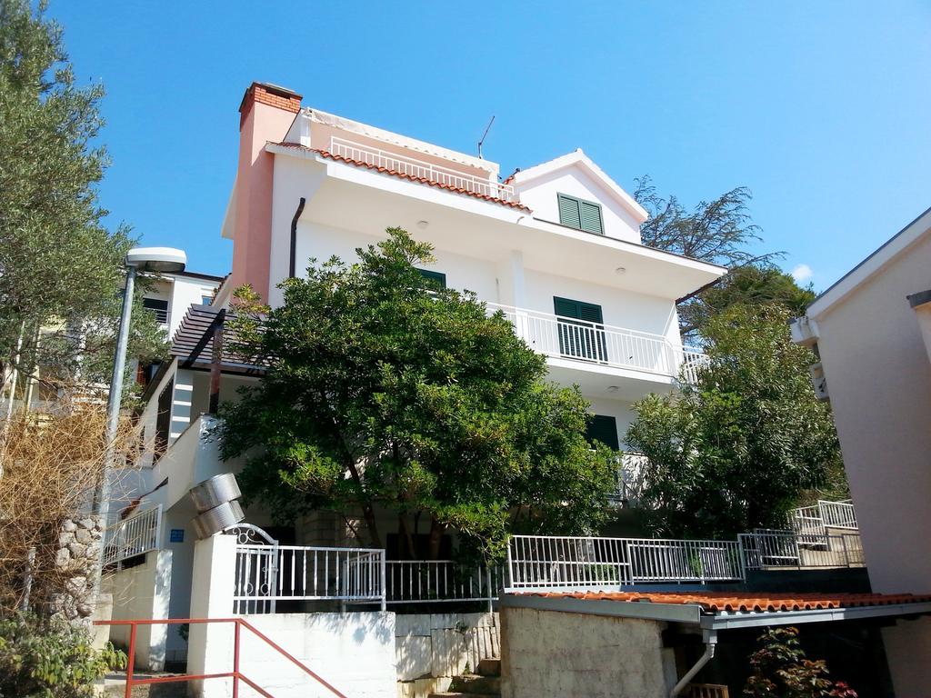 Apartments Ria Baška Voda Buitenkant foto