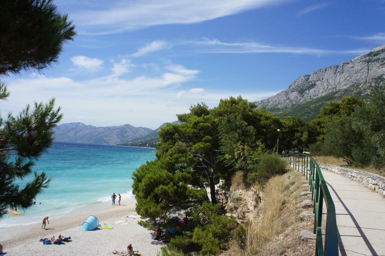 Apartments Ria Baška Voda Buitenkant foto