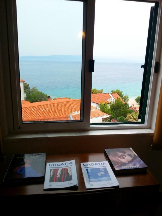 Apartments Ria Baška Voda Buitenkant foto